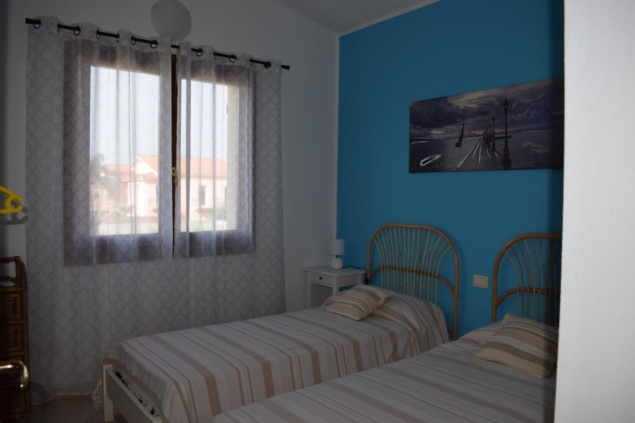 Casa Rosa Dei Venti Villa Pula Eksteriør billede