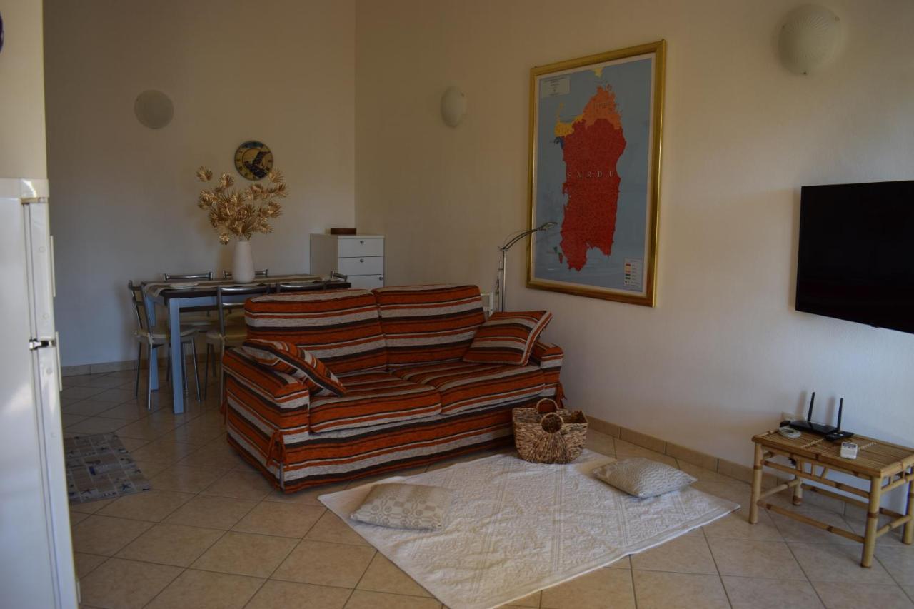 Casa Rosa Dei Venti Villa Pula Eksteriør billede