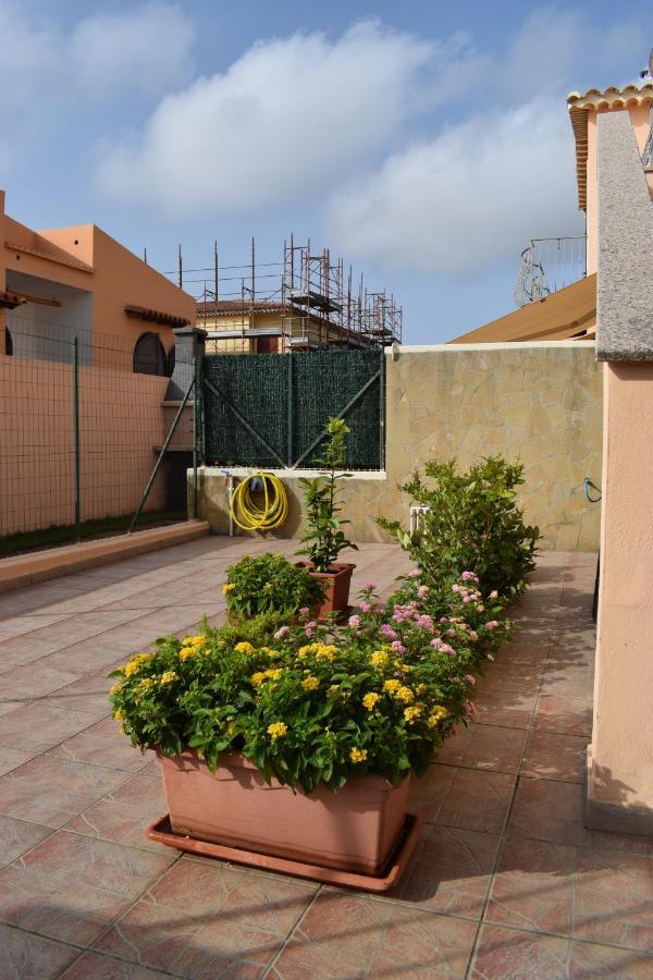 Casa Rosa Dei Venti Villa Pula Eksteriør billede